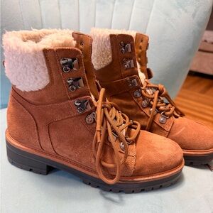 Marc Fisher Isalia suede ankle boots size 7.5 EUC